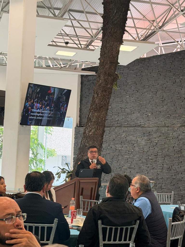 CURSO DE CAPACITACIÓN PARA DIRECTORES DE LAS SECUNDARIAS TÉCNICAS EN LA CDMX
