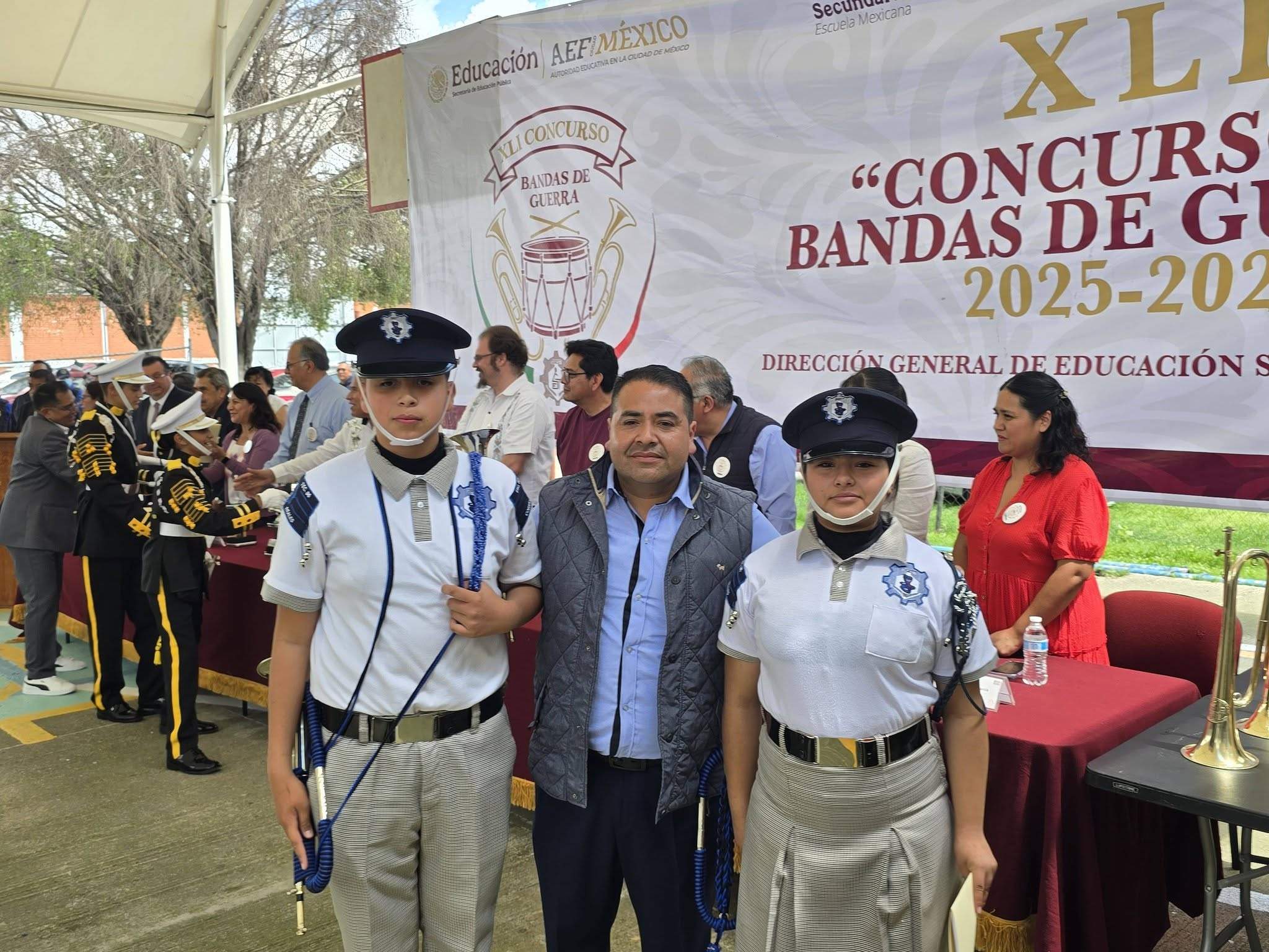 CONCURSO DE BANDAS DE GUERRA DE SECUNDARIAS TÉCNICAS EN CDMX