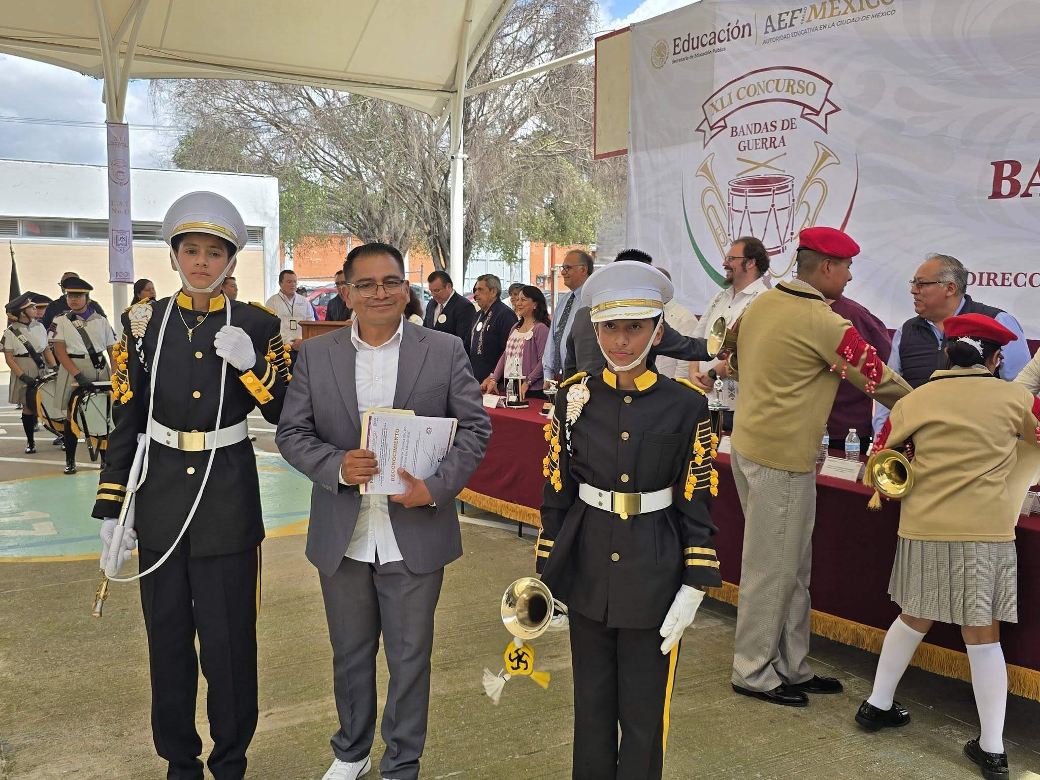 CONCURSO DE BANDAS DE GUERRA DE SECUNDARIAS TÉCNICAS EN CDMX