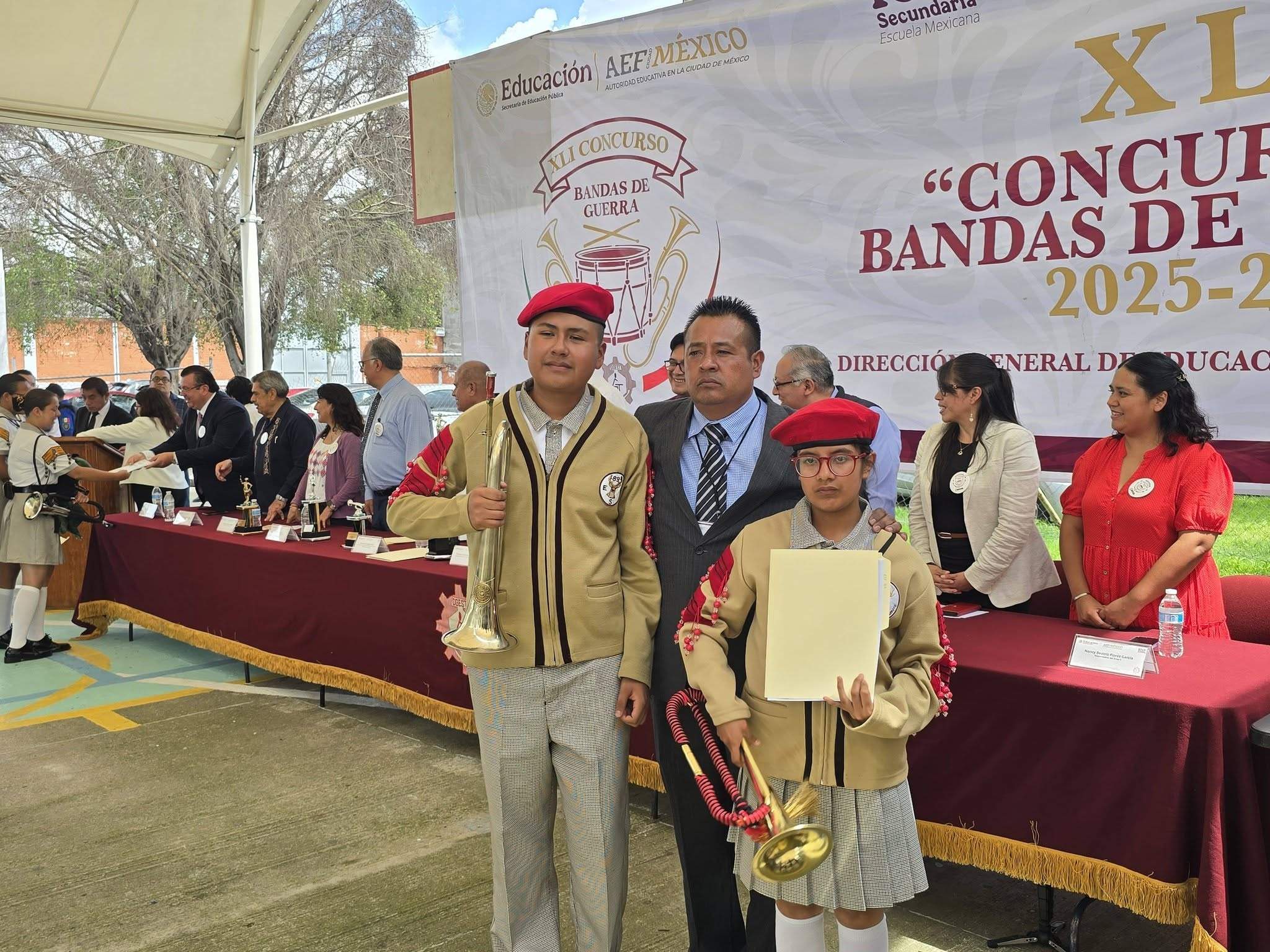CONCURSO DE BANDAS DE GUERRA DE SECUNDARIAS TÉCNICAS EN CDMX