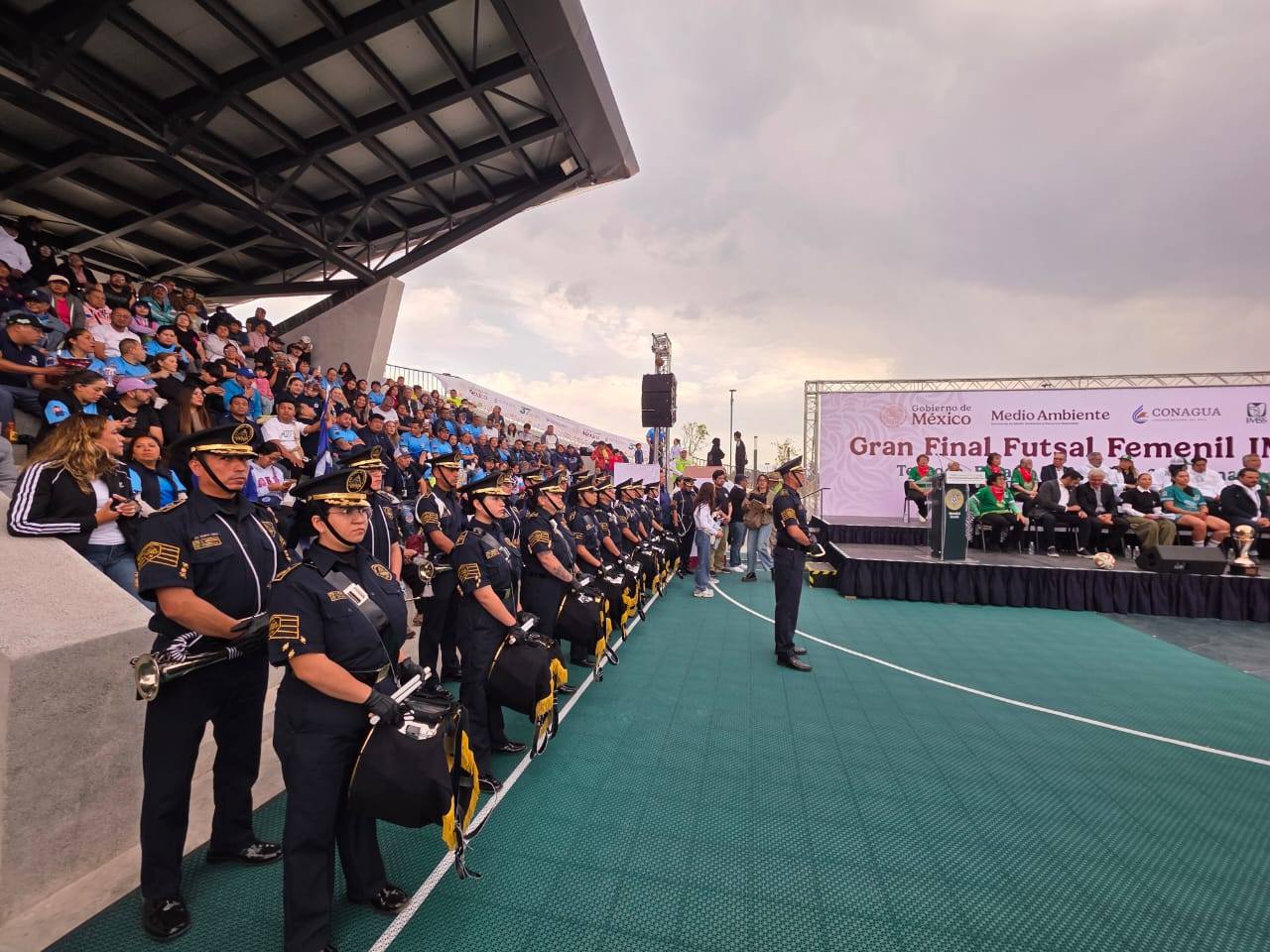 ESCUELA DE INSTRUCTORES DE BANDA DE GUERRA EN MÉXICO