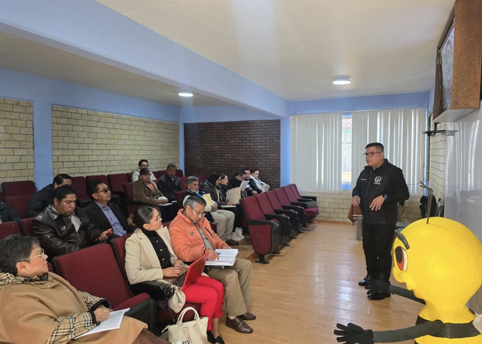 ESCUELA DE INSTRUCTORES DE BANDA DE GUERRA EN MÉXICO