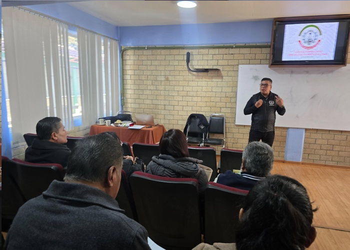 ESCUELA DE INSTRUCTORES DE BANDA DE GUERRA EN MÉXICO