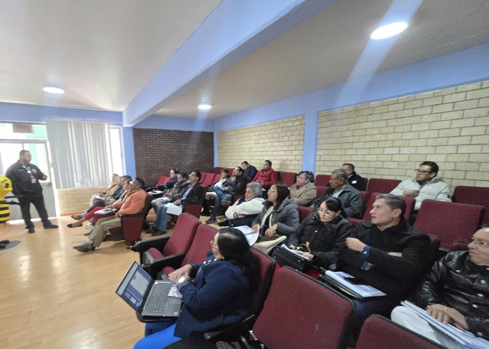 ESCUELA DE INSTRUCTORES DE BANDA DE GUERRA EN MÉXICO