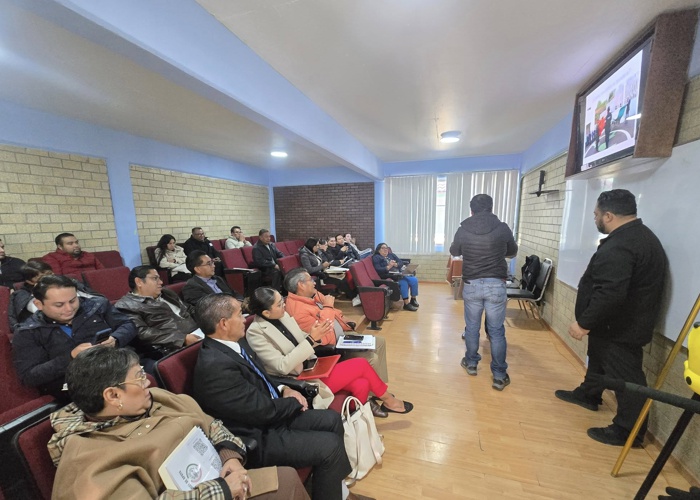 ESCUELA DE INSTRUCTORES DE BANDA DE GUERRA EN MÉXICO